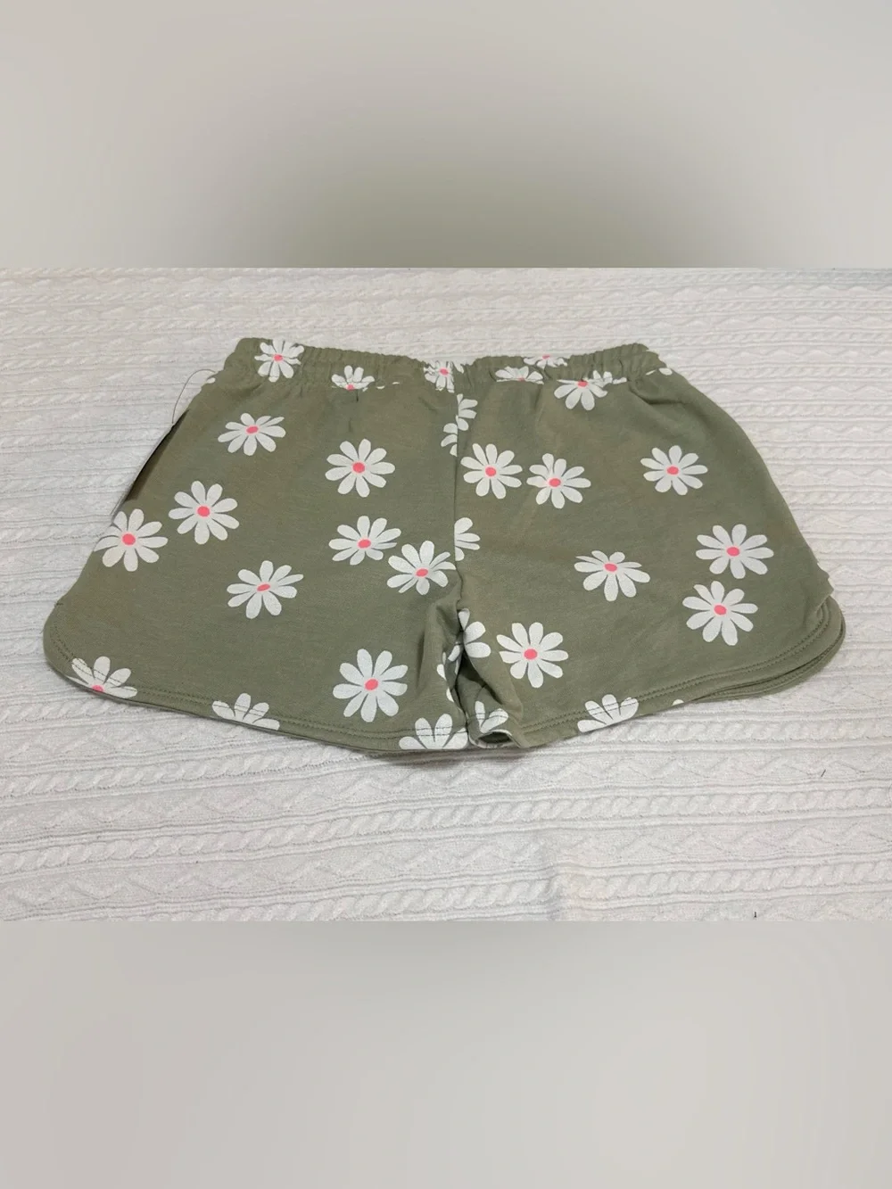 Daisy Print Olive Green Women's Drawstring Shorts